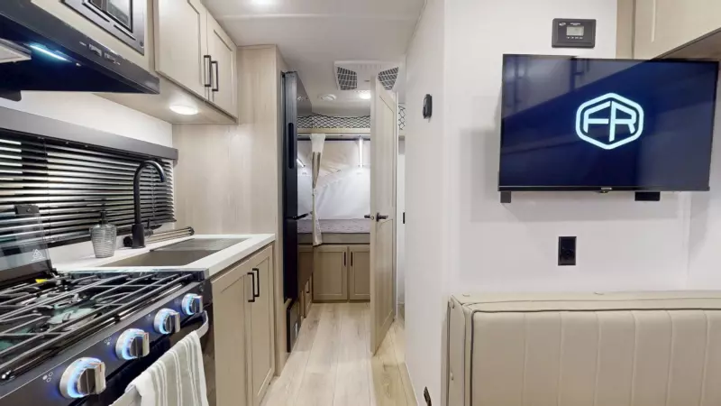 17E Floorplan Main Room