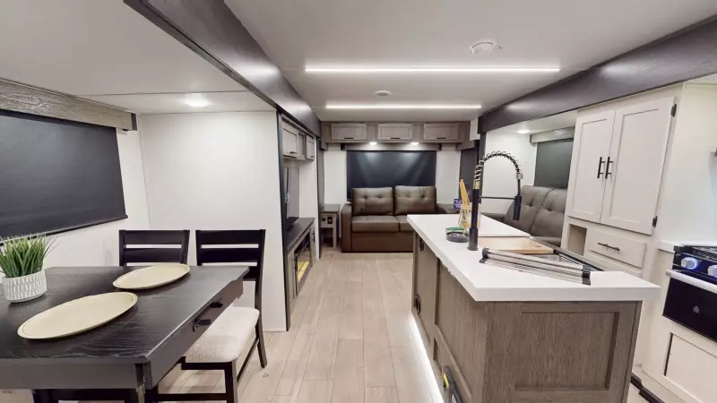 33RL Floorplan Main Room